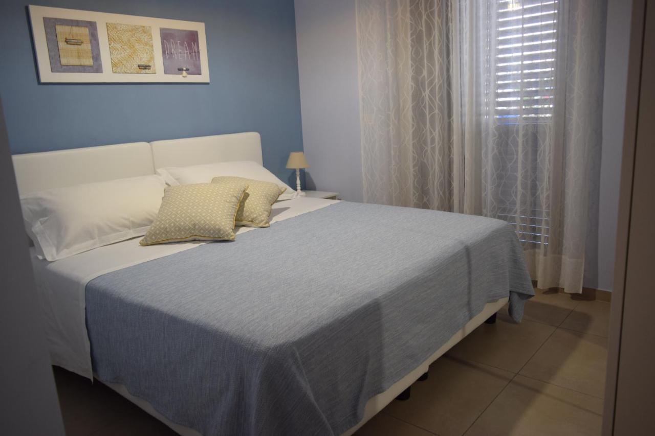 Casa Vacanze Lombardo Santa Teresa di Riva Kültér fotó