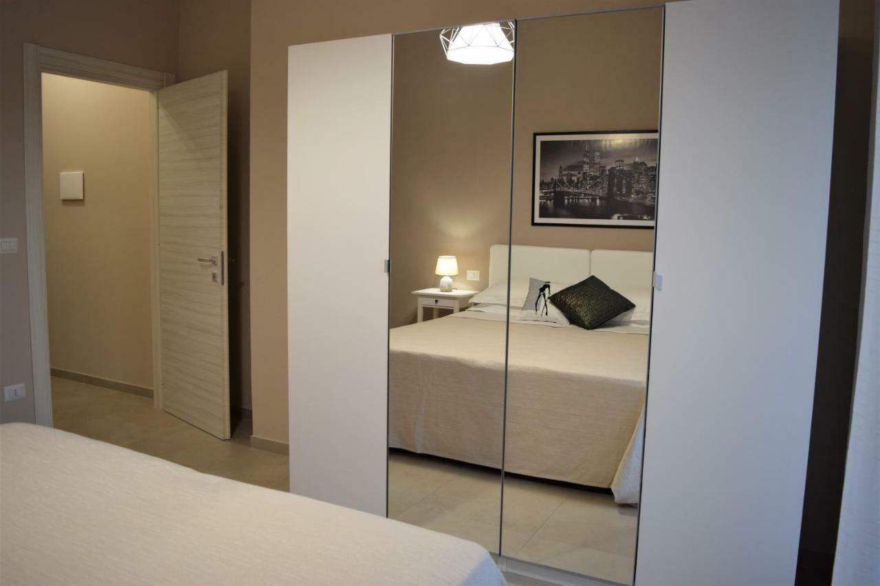 Casa Vacanze Lombardo Santa Teresa di Riva Kültér fotó
